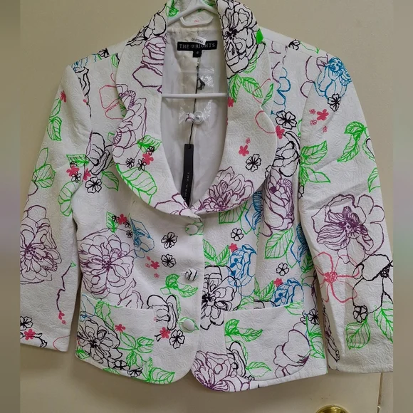 Blazer - Picture 1 of 7